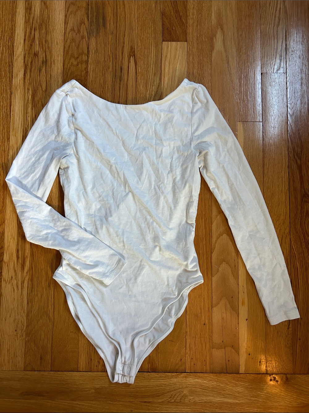 Old Navy White Long-Sleeve Scoop Neck Bodysuit
